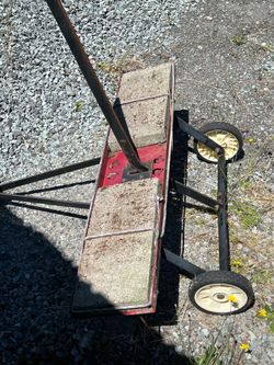 Lawn Aerator Craftsman 40 inch.