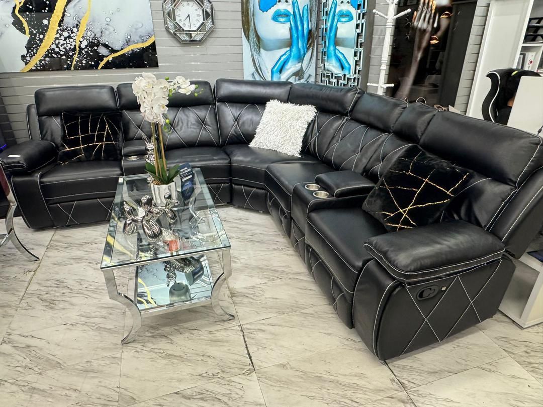 Sofa Sectional. Sectional Couch