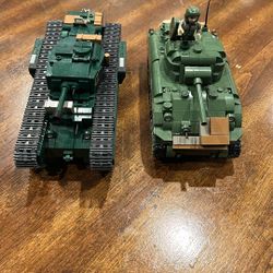Cobi Sherman And Churchill Tank
