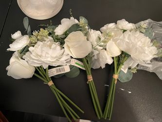 Michaels White Mini Bouquet 