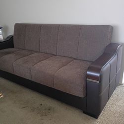 Single Sofa/Bed
