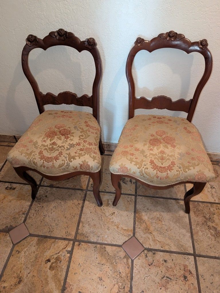 Antique Furniture Chairs