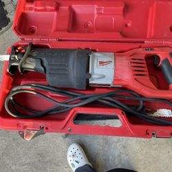 Milwaukee Orbital Super Sawzall