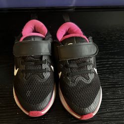 Nike Shoes Girl Size 12c Perfect Condition