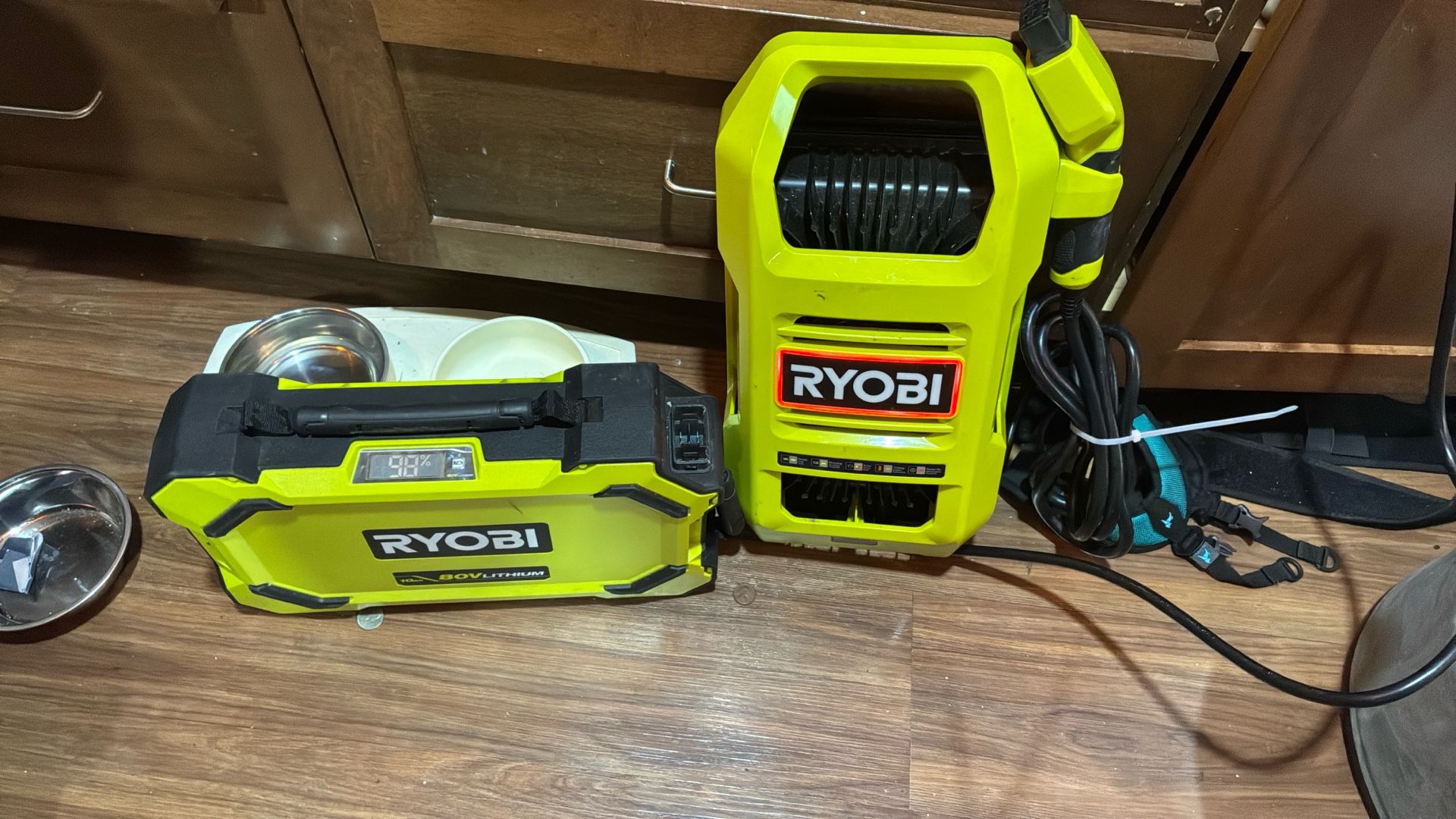 Ryobi 80 Volt Lithium Ion 10 Ah And Charger
