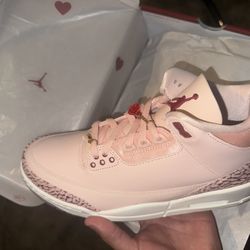 Jordan 3 V-day Women’s 