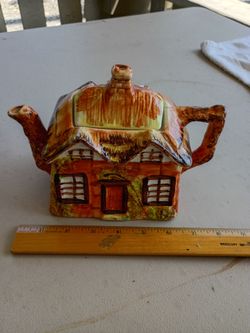 Price Kensington cottage ware teapot England