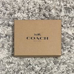 Coach Medium Corner Zip Wallet