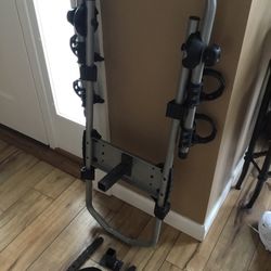 THULE REAR MOUNTED BIKE RACK FOR 2 BIKES - 25.00 