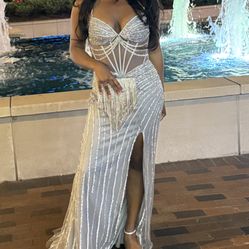 Why Wait? Prom Dress Now