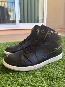 Air Jordan 1 Mid Black/Gold – Men’s Size 11.5