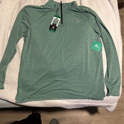 XL spider active workout/gym shirt