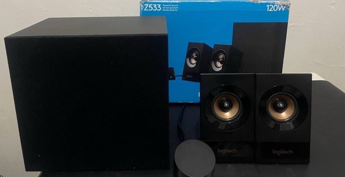 Logitech Z533 Speakers & Subwoofer (120W)