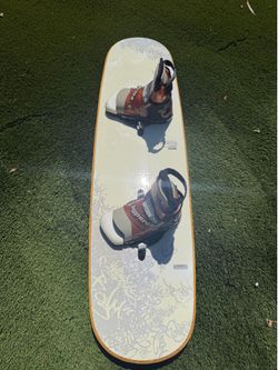Hyperlite Motive 144cm Wakeboard w/ Bindings – Ready to Ride