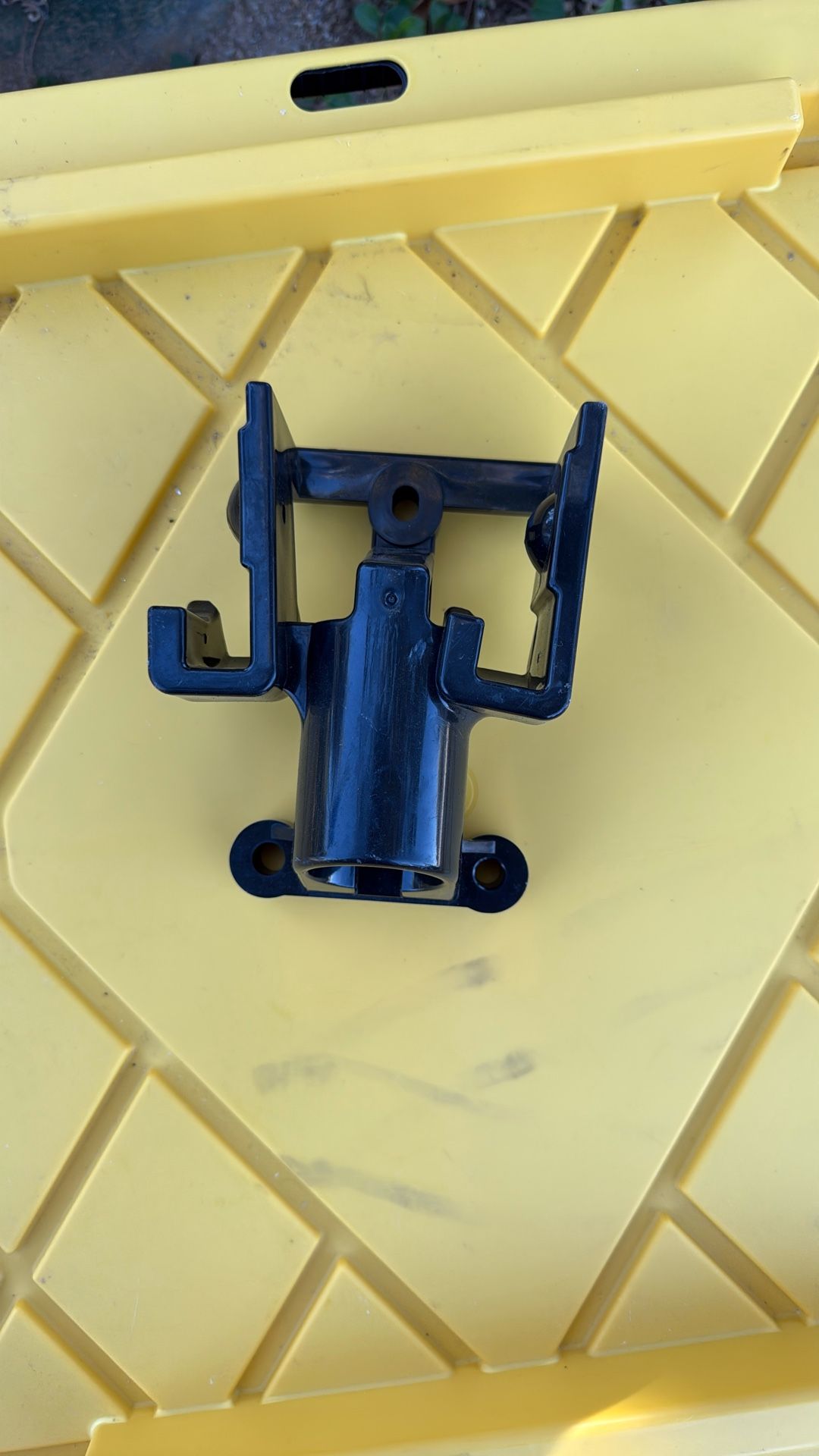 Gladhand Holder For Truck New