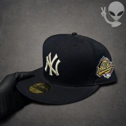 New Era NY Yankees Mens Fitted Hat 7 3/8 Navy Wool 59FIFTY 1996 World Series
