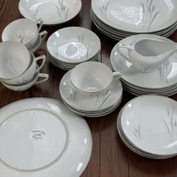 Platinum Wheat Fine China By Max Schonfeld Vintage Beautiful 