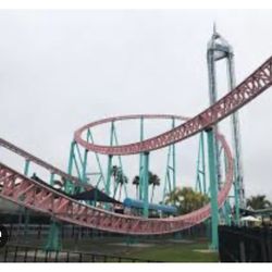 2 Knotts Tickets With Parking 