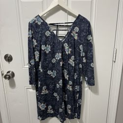 Mudd Blue Floral Cutouts Long Sleeve Dress. Women’s Size Large.