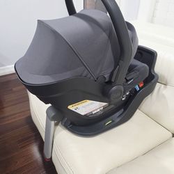 UPPAbaby Mesa Max Infant Car Seat/Base with Load Leg and Robust Infant Insert Included