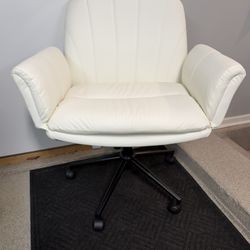 Brand New White Vegan Leather Criss Cross Wide Seat Vanity/Office Chair w/Fold Down Armrests 