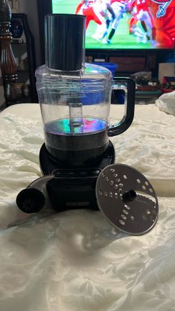 BLACK+DECKER FOOD PROCESSOR