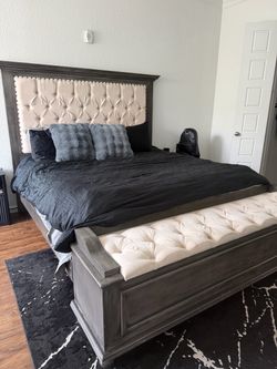 King size bed