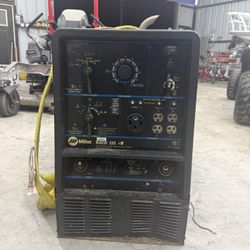 Miller Bobcat 225 Welder Generator 