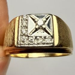 10K Two-Tone Gold Diamond Signet Men’s Ring — 7.59g — Size 7
