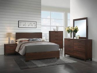 4PC QUEEN BEDROOM SET: QUEEN BED FRAME, DRESSER, MIRROR, NIGHTSTAND--RUSTIC TOBACCO