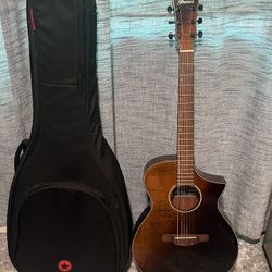 Guitarla Electroacústica  Ibáñez. 