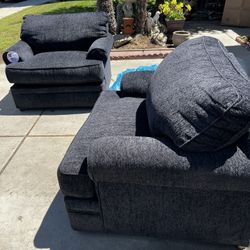 Brand New! (Set of 2) Lane furniture Oversized Sofa Chairs. $479 