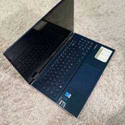 Asus Zenbook Pro 15 flip OLED
