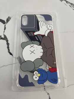 Kaws iPhone X Max
