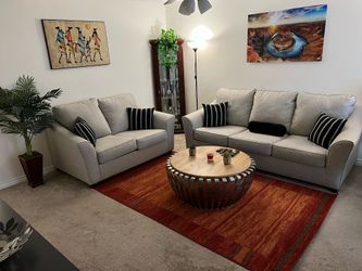 (JUST REDUCED) Unique Collection Classic Modern Design Area Rug, 5 ft x 8 ft, Orange
