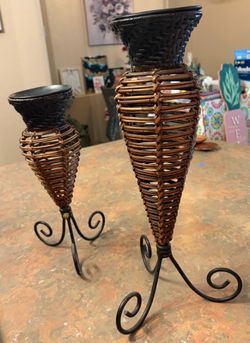 Set of 2 Candleholders