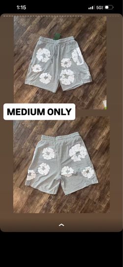 Medium denim tear shorts new never worn