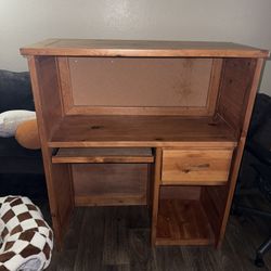 FREE Wooden Computer Desk