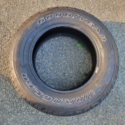 Goodyear Wrangler Tire 265/65R18