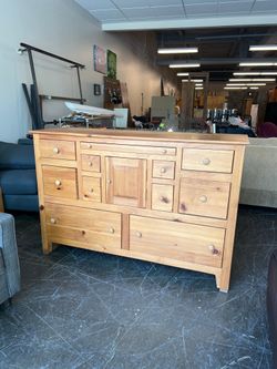 Vintage America, Amish Made Pine Sideboard