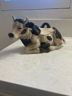 Cow cookie jar