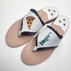 Jack Rogers Flat sandals embroidered New York-themed Statue of Liberty & pizza Size 9.5
