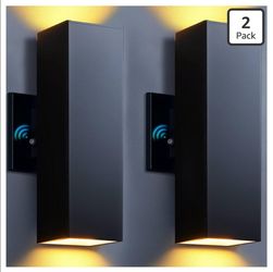 Luces de pared para exteriores con sensor de anochecer a amanecer, paquete de 2 lámparas de aluminio para exteriores