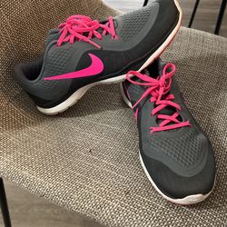 Like New Nike Running Shoes