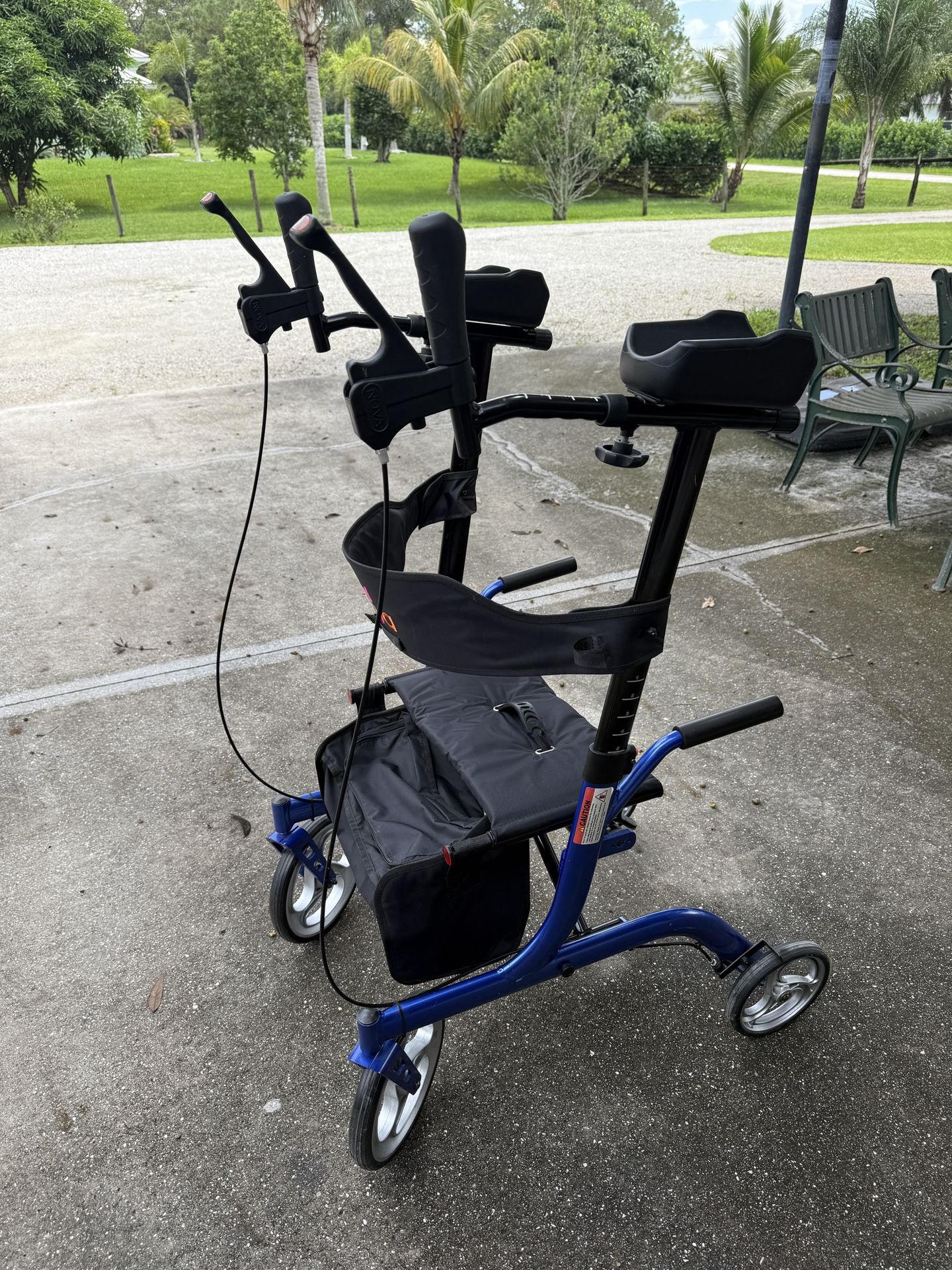 Nova Phoenix Rise Up Rollator