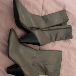 Women’s Grey Boots