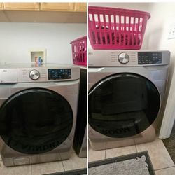Samsung  Washer And Dryer Set 900