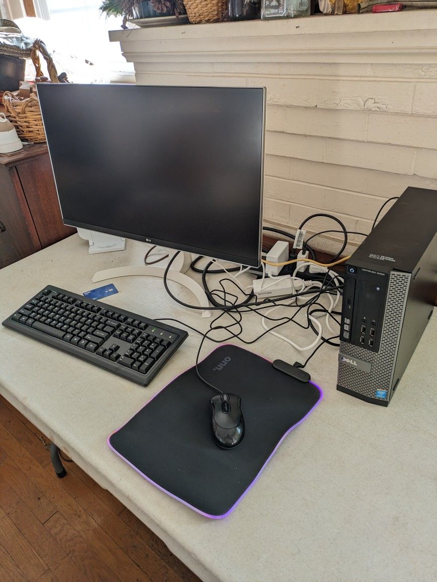Dell Optiplex SFF Computer with 27" LG 4K Monitor