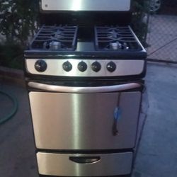 Stove/ Estufa General Electric 24" ( Free Delivery 🚚