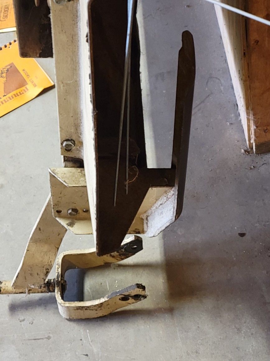 5 ft Woods underbelly mower